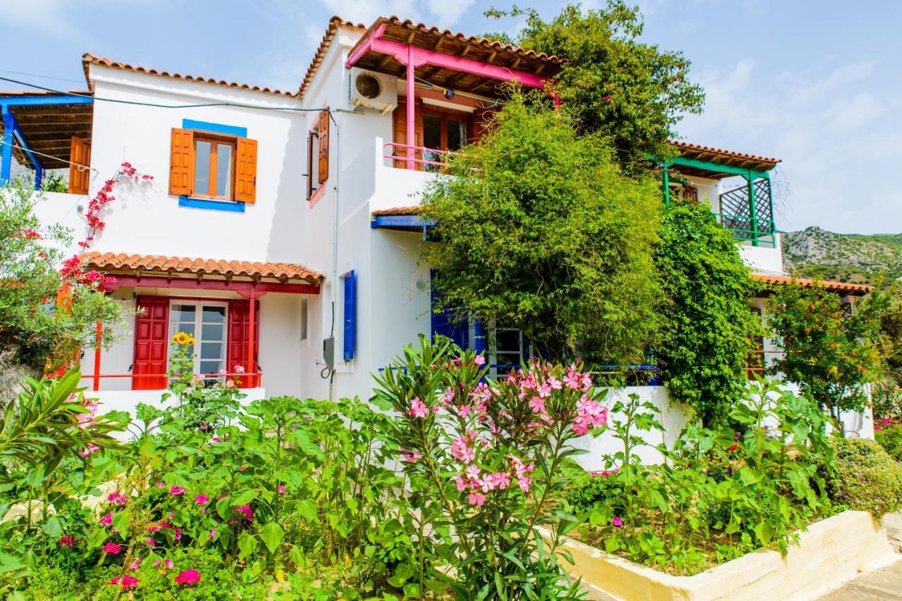 Sunflowers Apartments Marathókambosz Kültér fotó