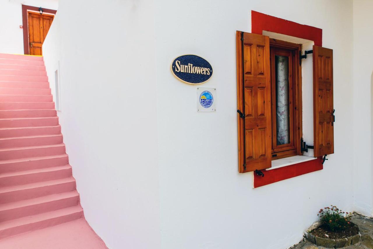 Sunflowers Apartments Marathókambosz Kültér fotó