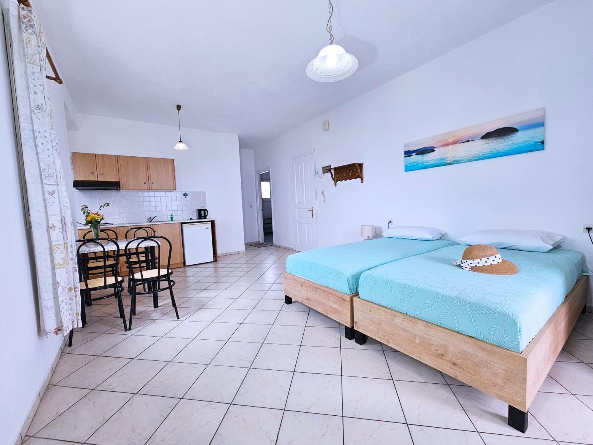 Sunflowers Apartments Marathókambosz Kültér fotó