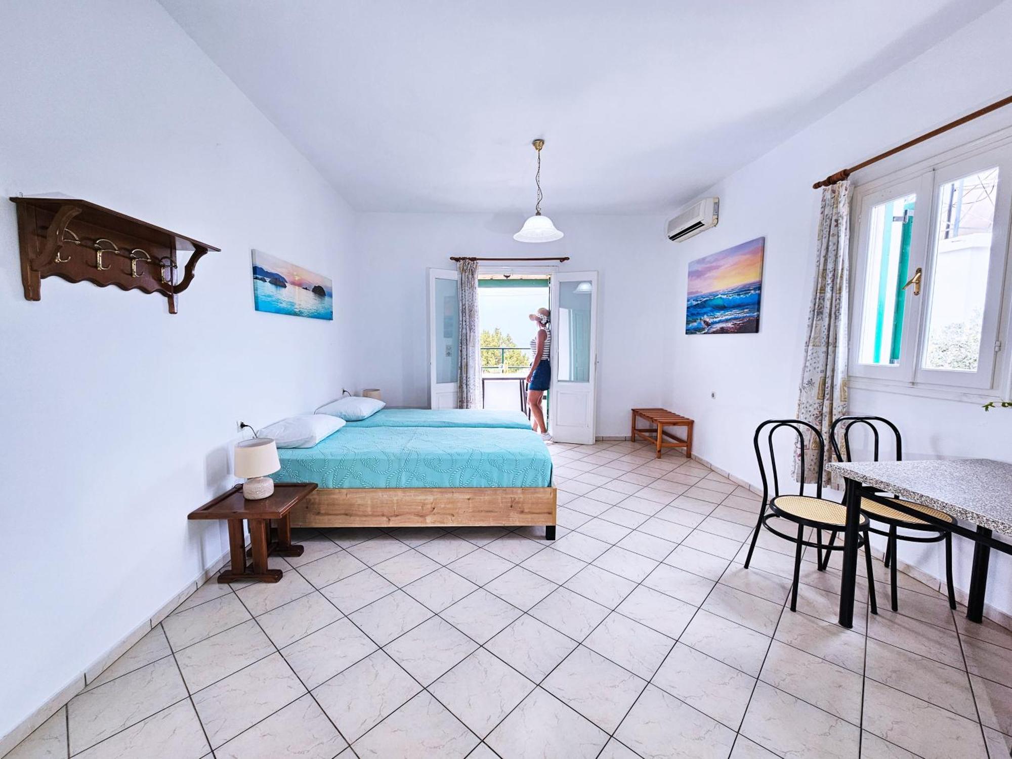 Sunflowers Apartments Marathókambosz Kültér fotó